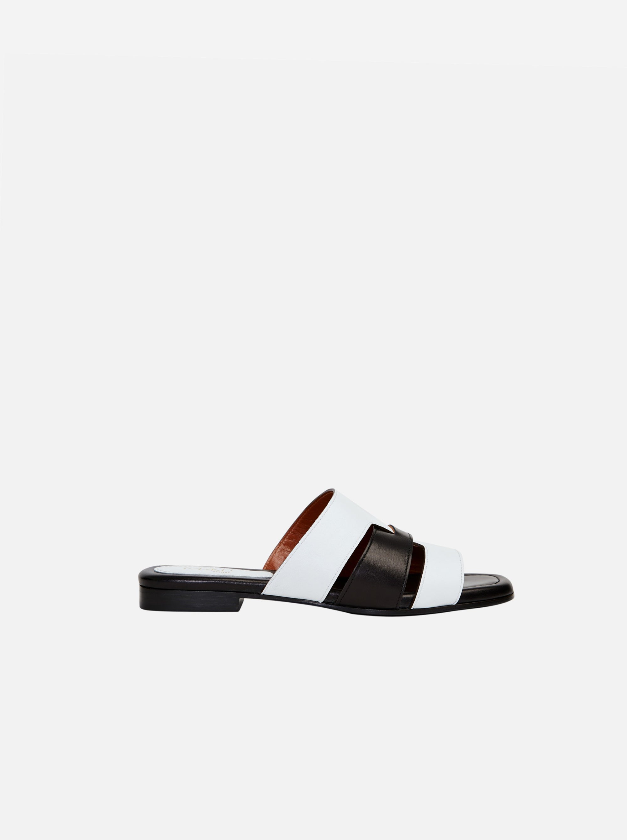 15 Woven Leather Slippers White & Black Soft