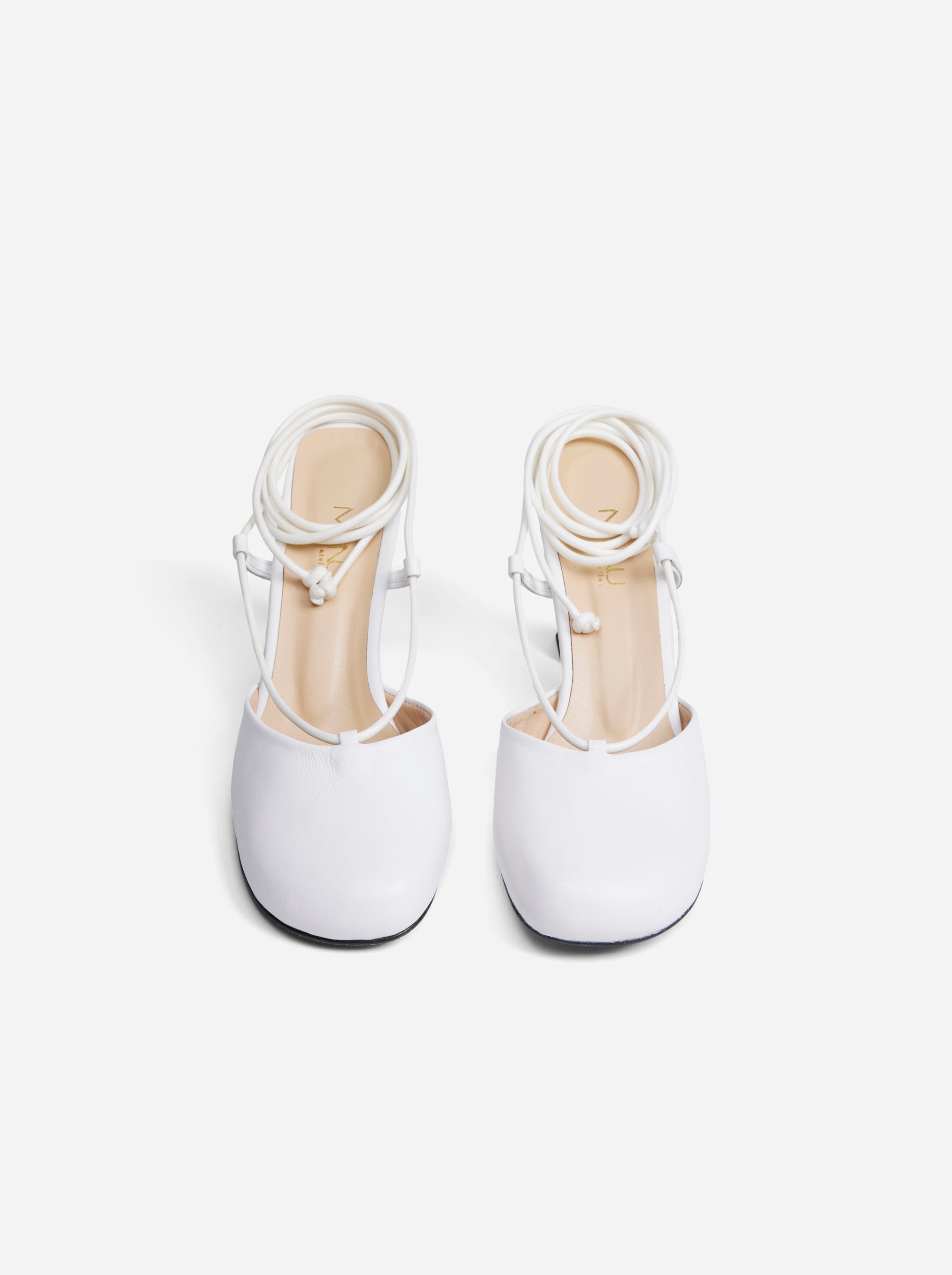 Pina White Soft 2