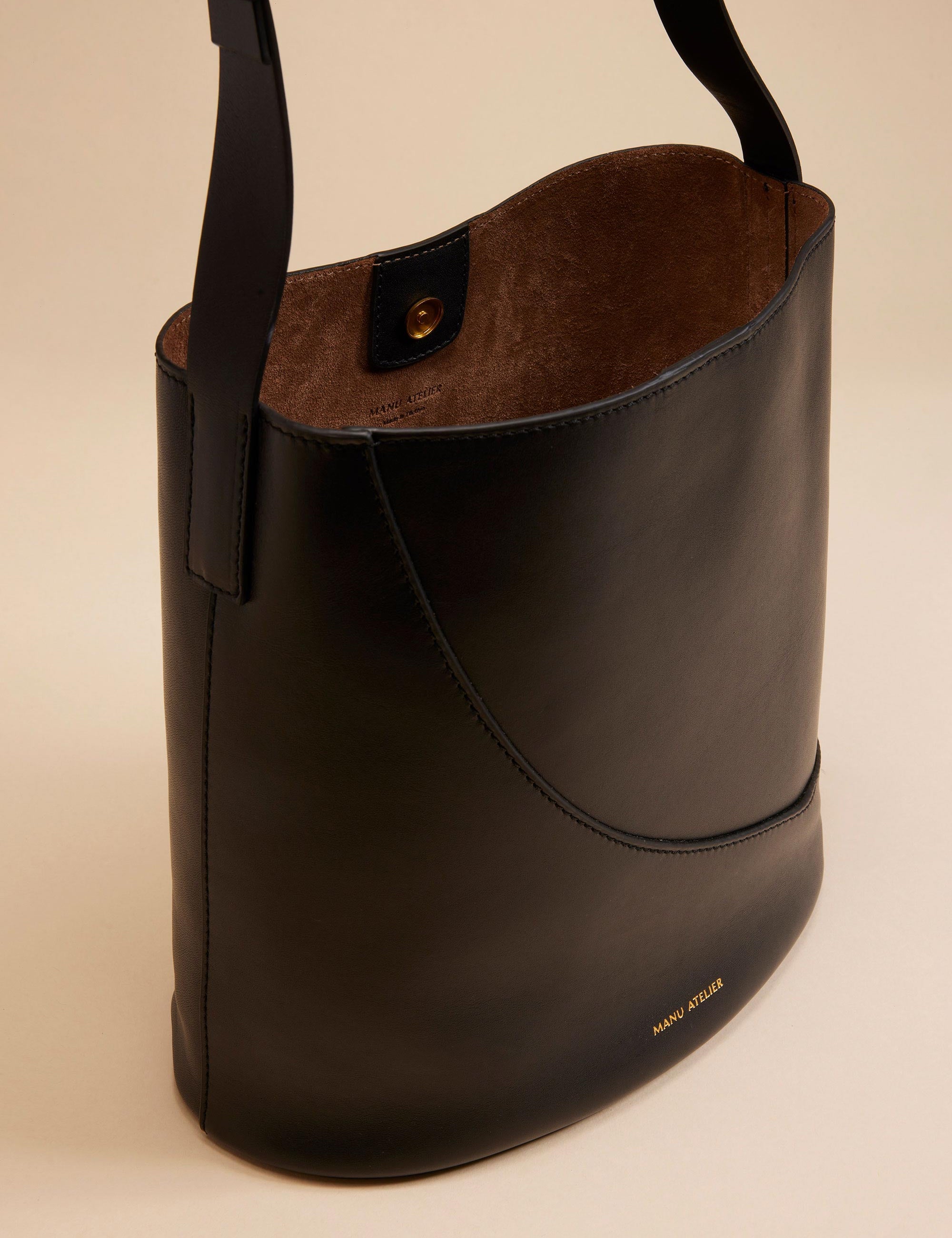 Nova Bucket Black Soft Side