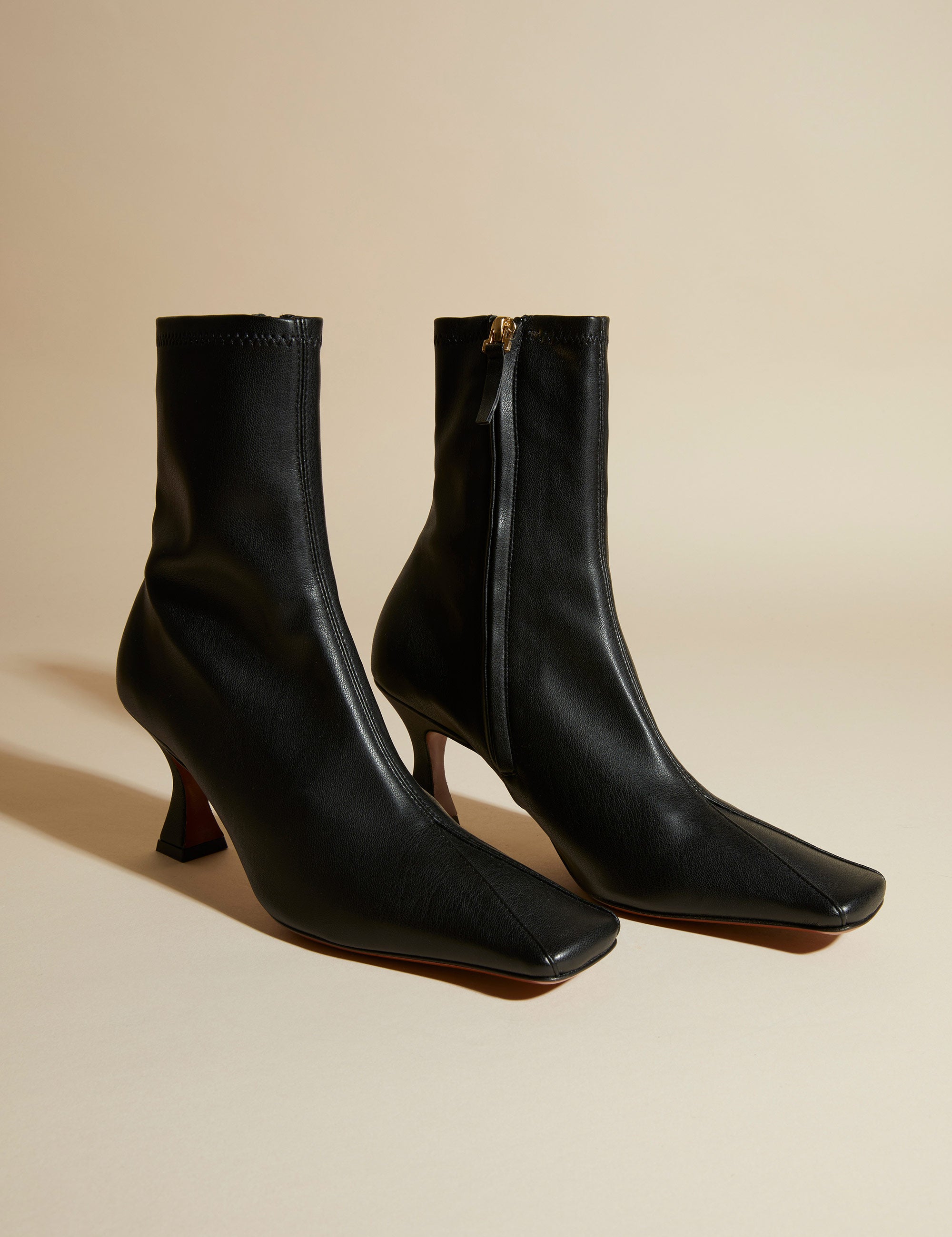 Duck Boots Stretch Vegan Leather Black