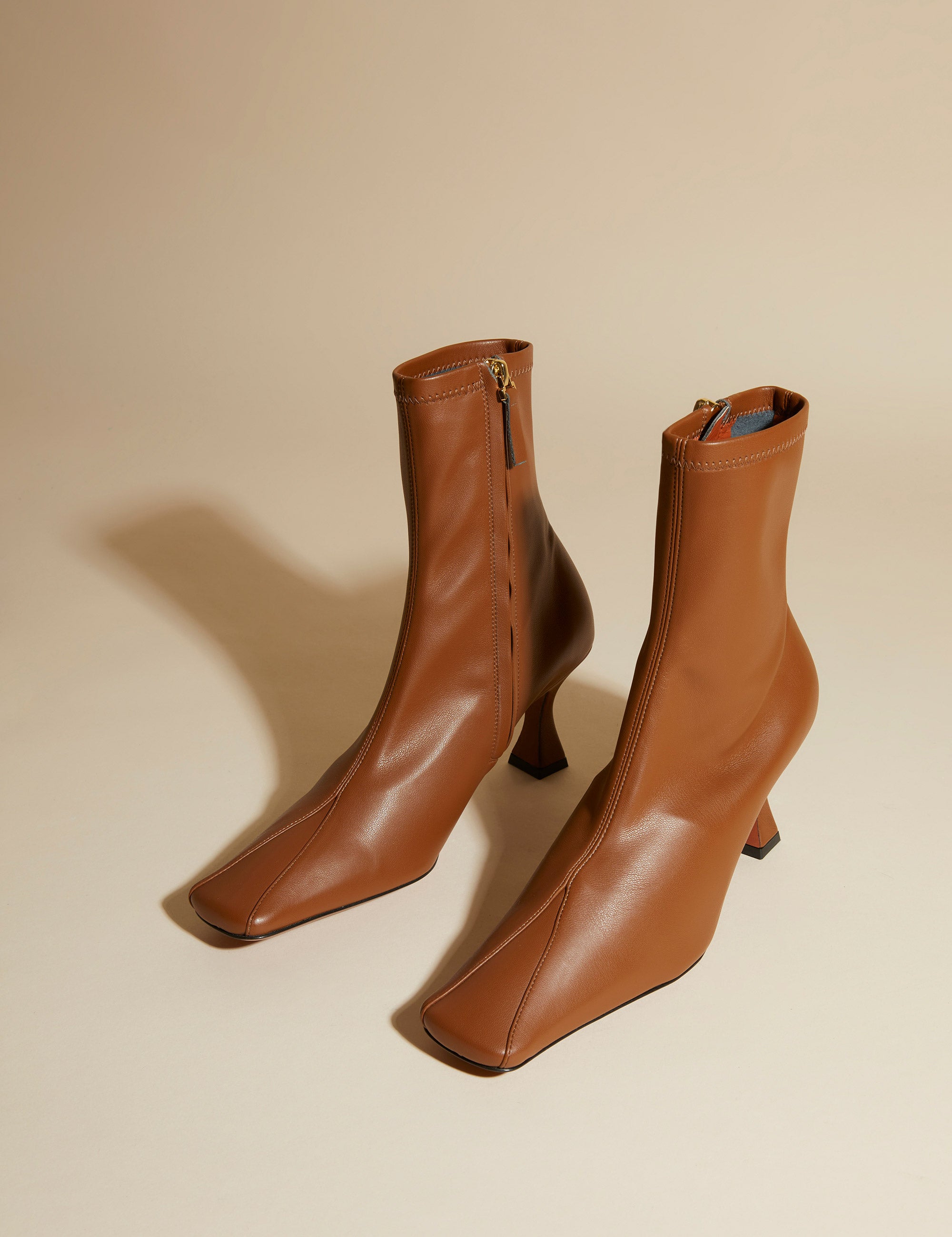 Duck Boots Stretch Vegan Leather Walnut