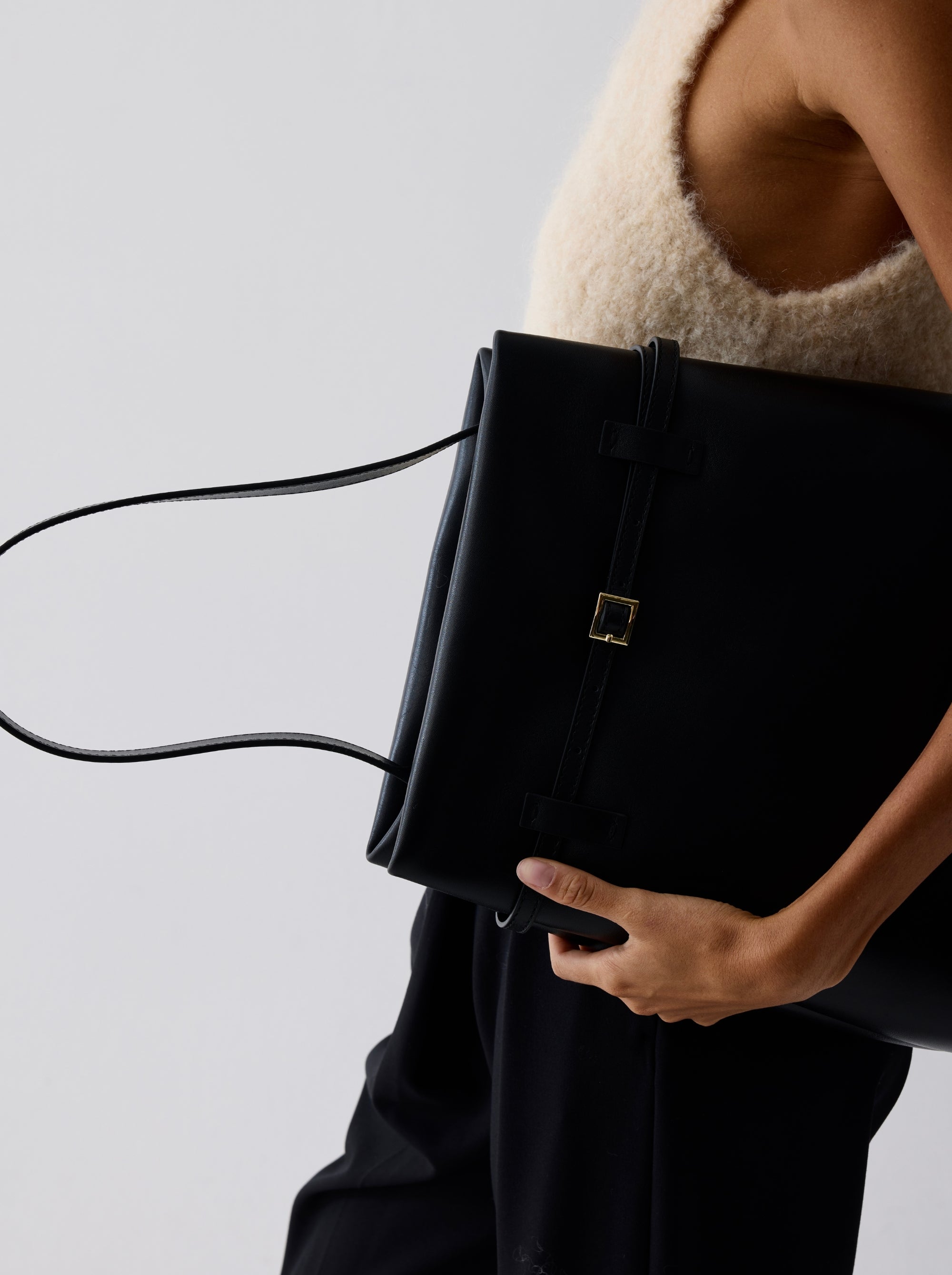 Tote du Jour Black Soft on model