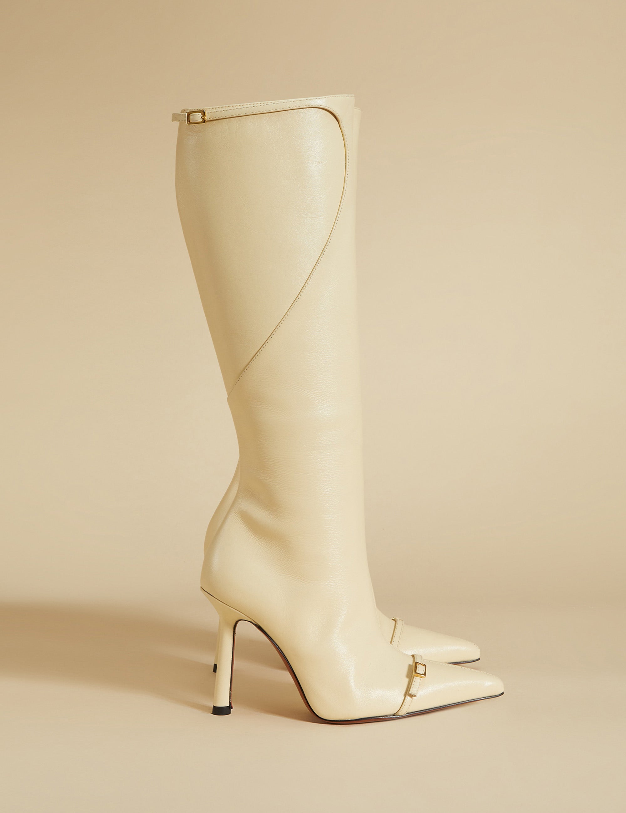 Knee High Pointy Toe Boots Vanilla Side